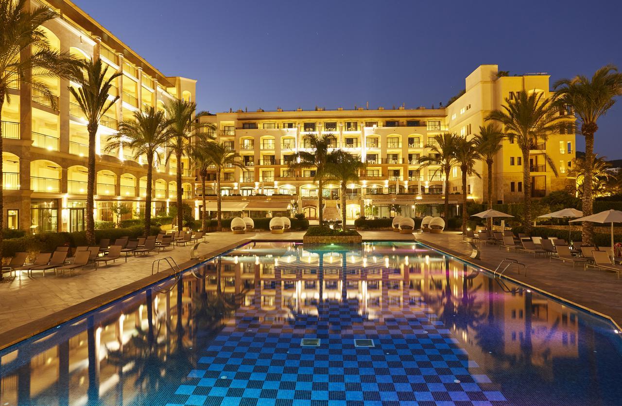 Insotel Fenicia Prestige Suites & Spa Santa Eularia des Riu Exterior photo